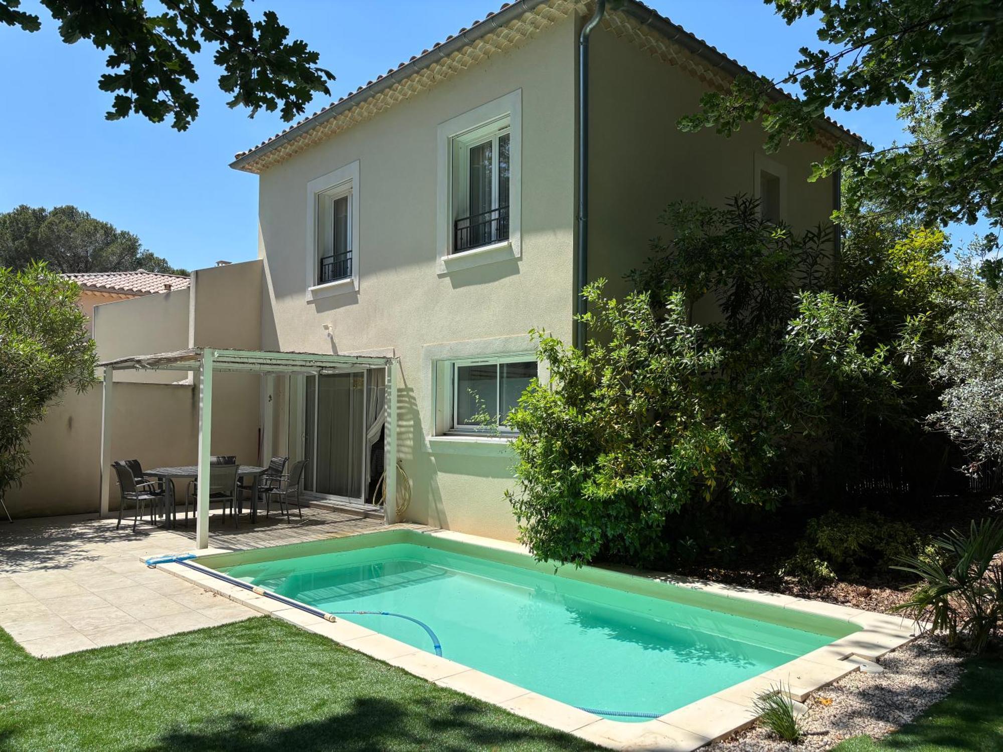 Les Jardins Du Castelas - Piscines, Jardins Et Spas Privatifs Uchaux Экстерьер фото